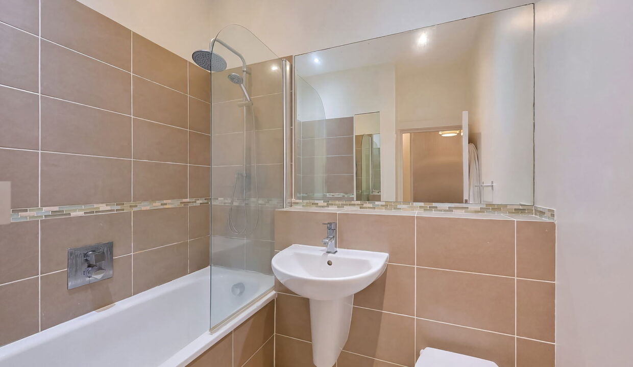 BERRYLANDS-ROAD_-37_-FLAT-2-_12__1768664466526