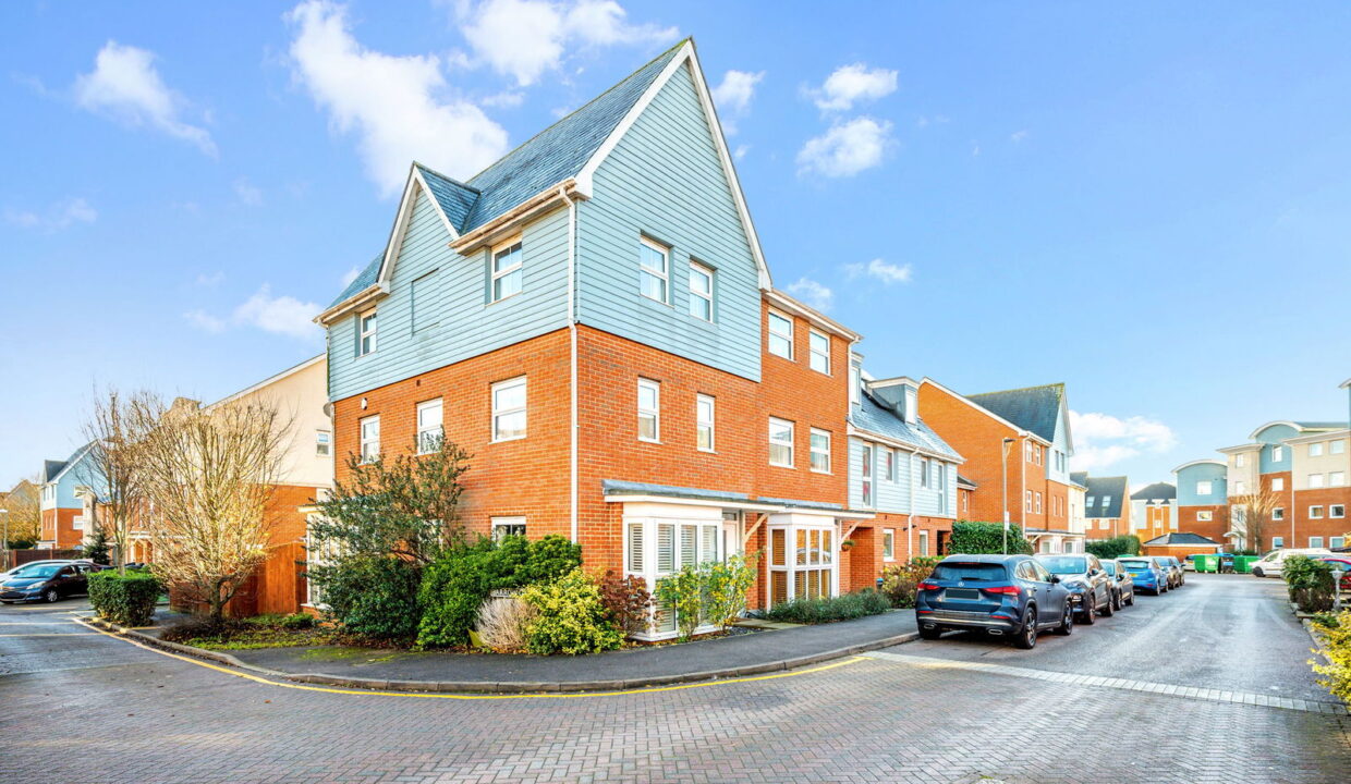 BURRAGE-ROAD_-18-_20__1765540473464