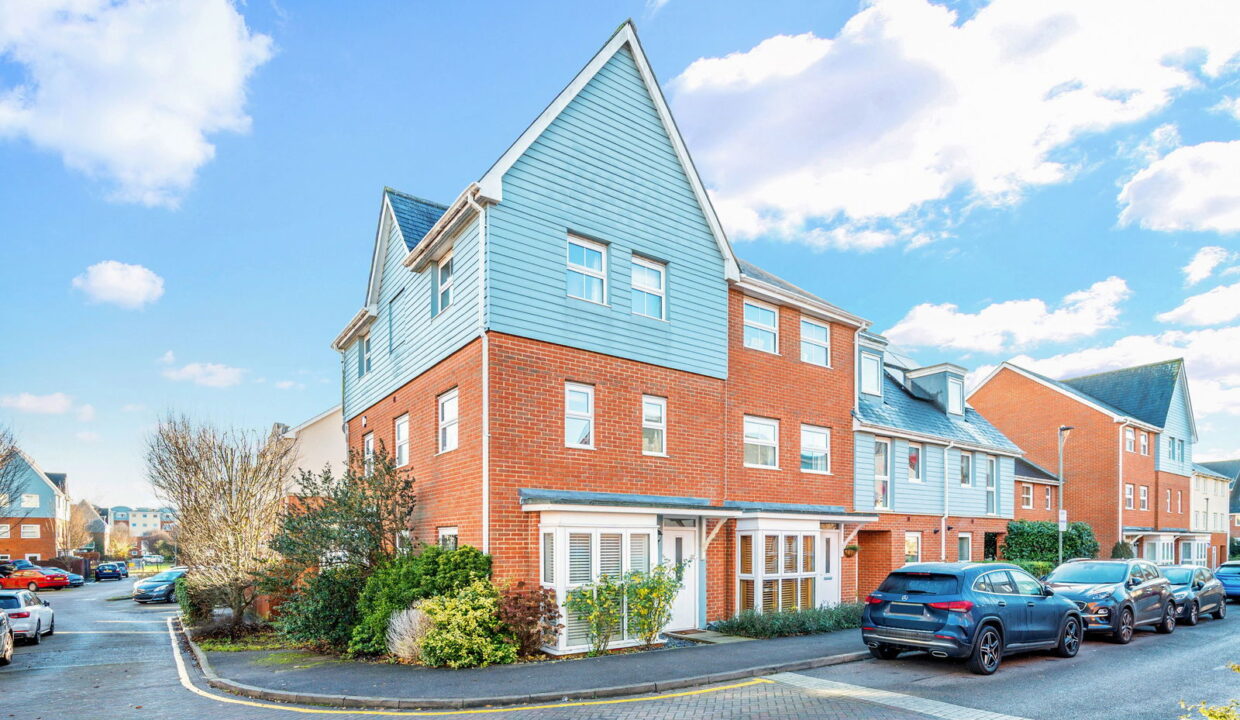 BURRAGE-ROAD_-18-_21__1765540473458