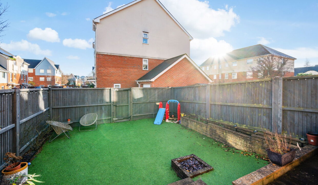 BURRAGE-ROAD_-18-_25__1765540482726