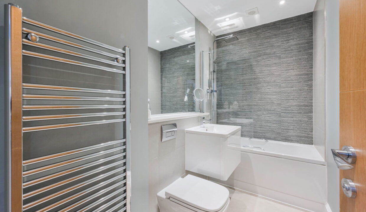 CHANTRY-MEWS_-_3__1767635586052