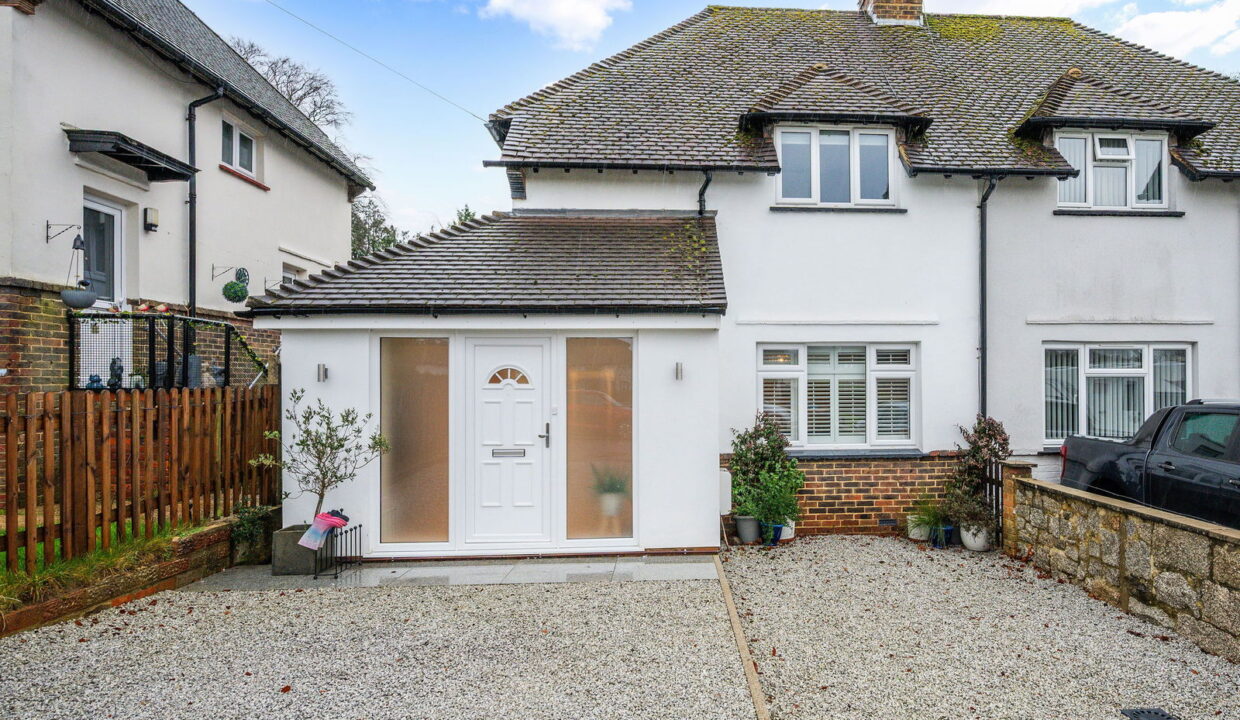 CLARE-COTTAGES_-29-_16__1768392199069