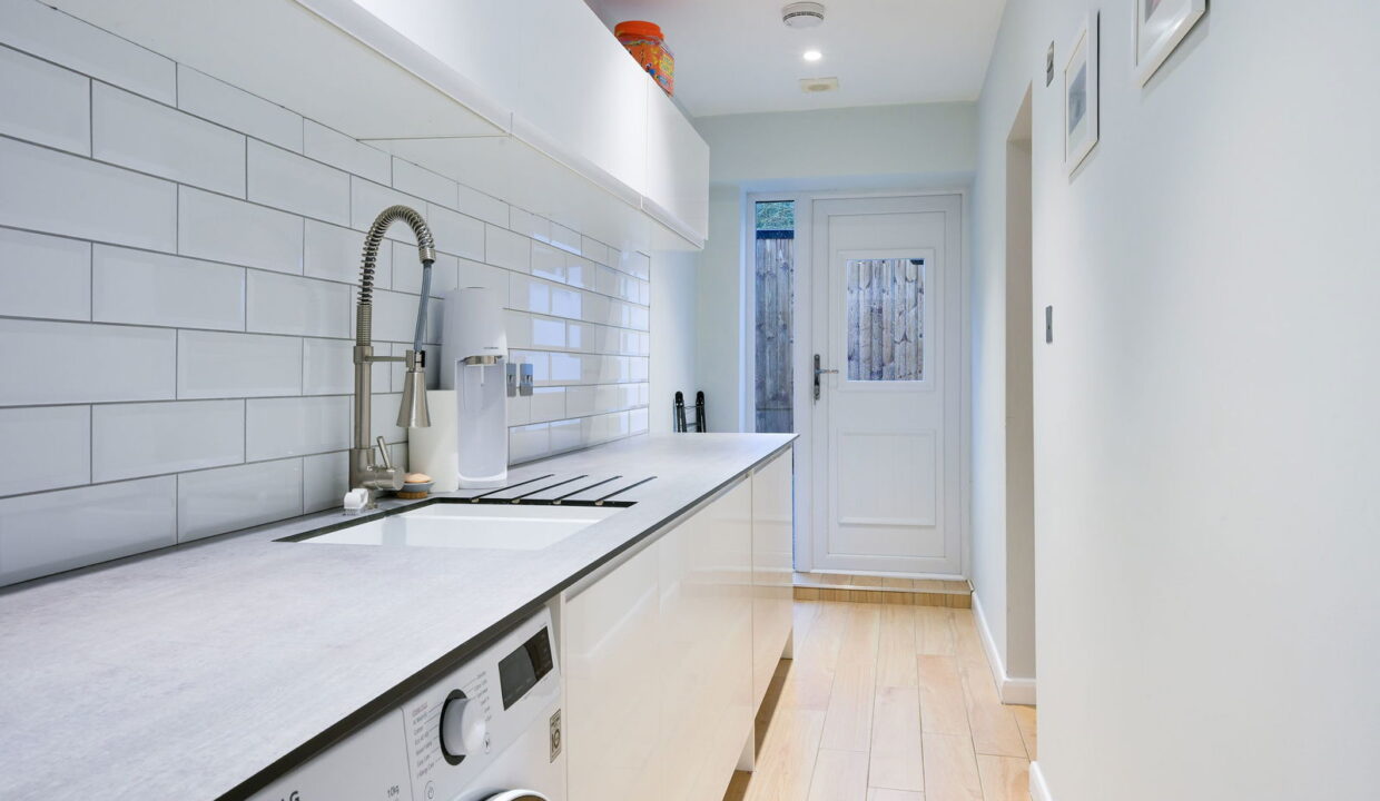 CLARE-COTTAGES_-29-_5__1768392164071