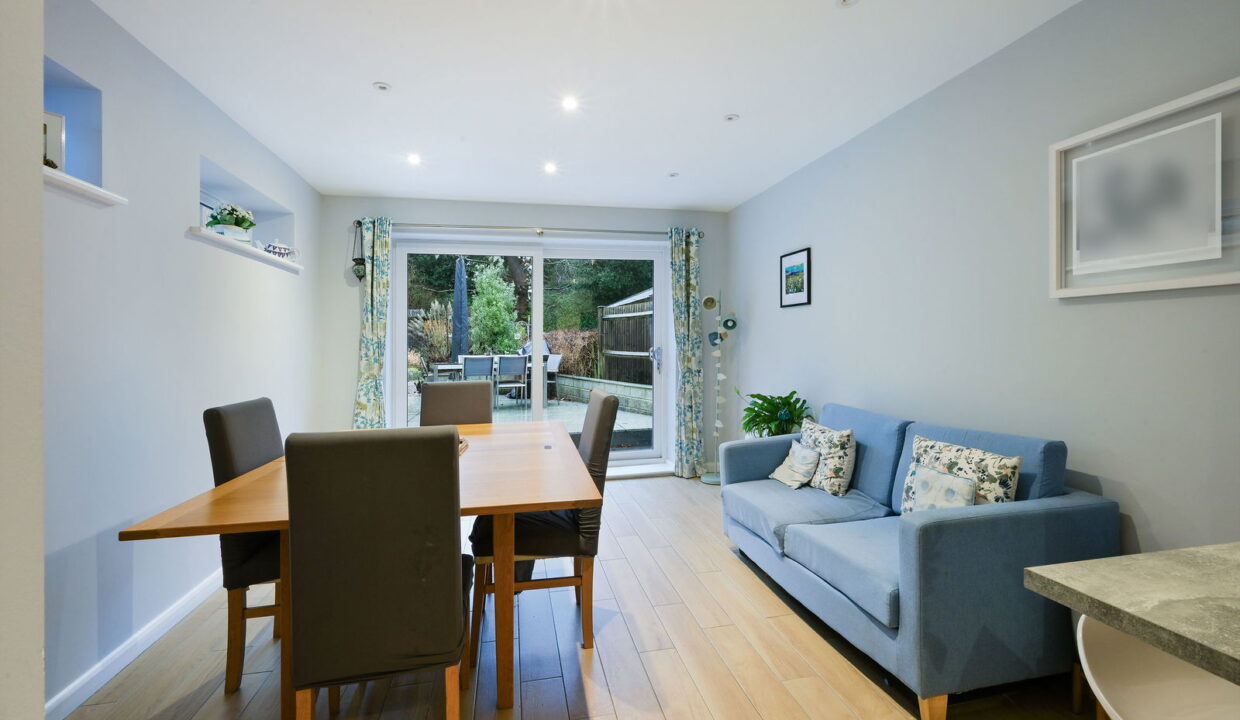 CLARE-COTTAGES_-29-_9__1768392177950