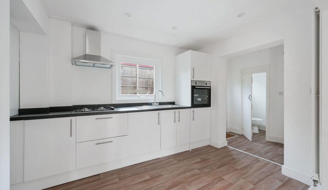 COOMBE-COTTAGES_-1-_12__1768910472364