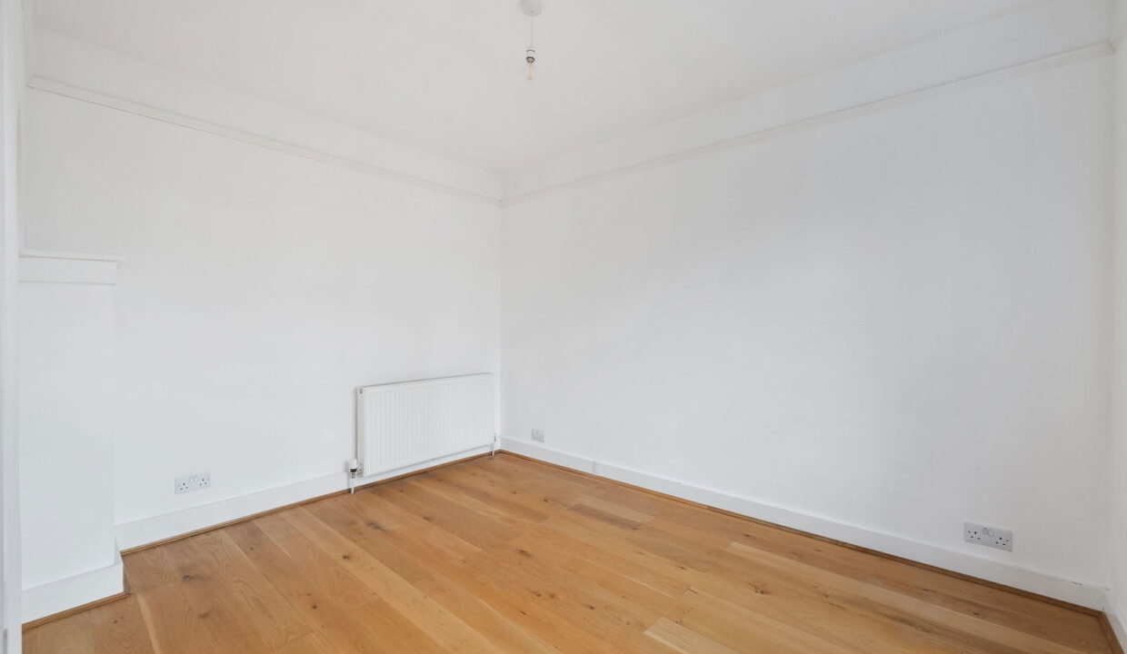 COOMBE-COTTAGES_-1-_16__1768910488172