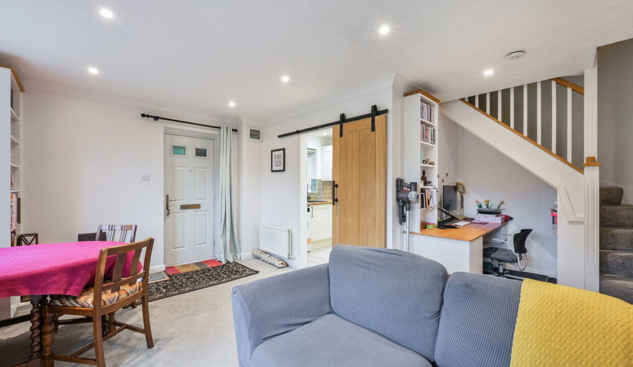 CROWHURST-MEAD_-32-_10__1769177304990