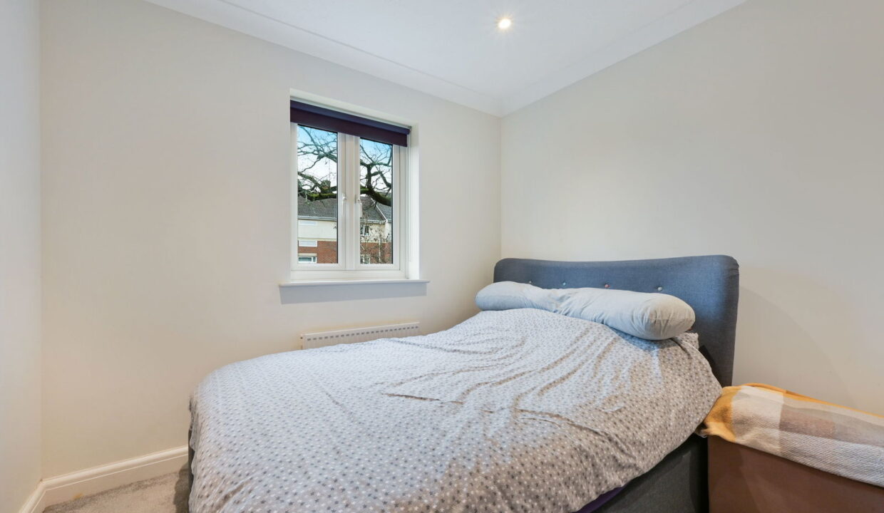 CROWHURST-MEAD_-32-_3__1769177277226