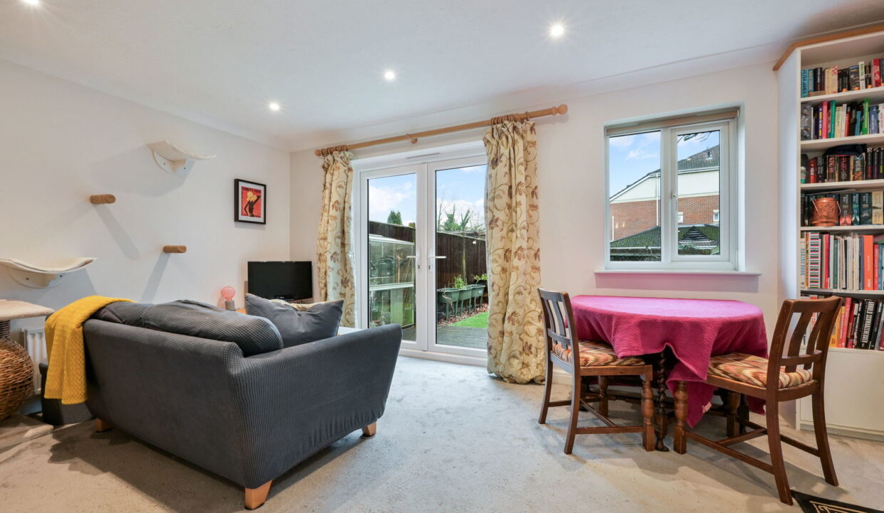 CROWHURST-MEAD_-32-_7__1769177277230