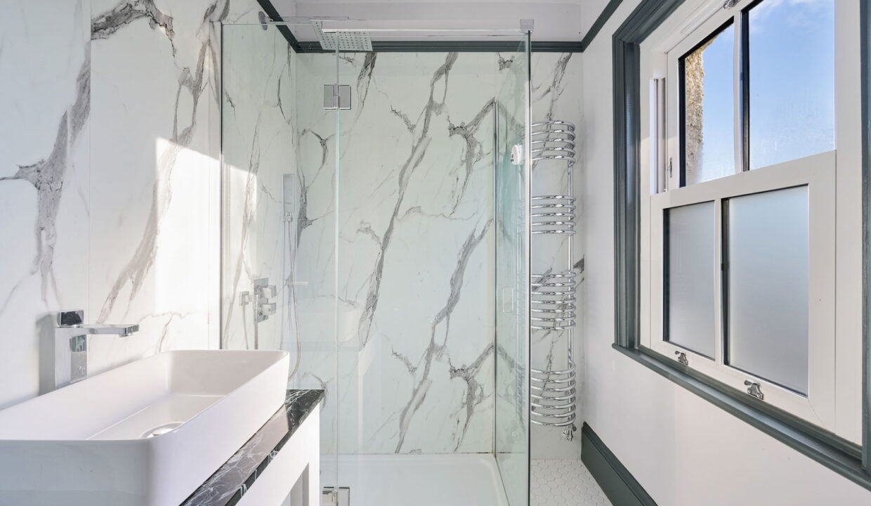 EDGMOUNT-_14__1765543458526