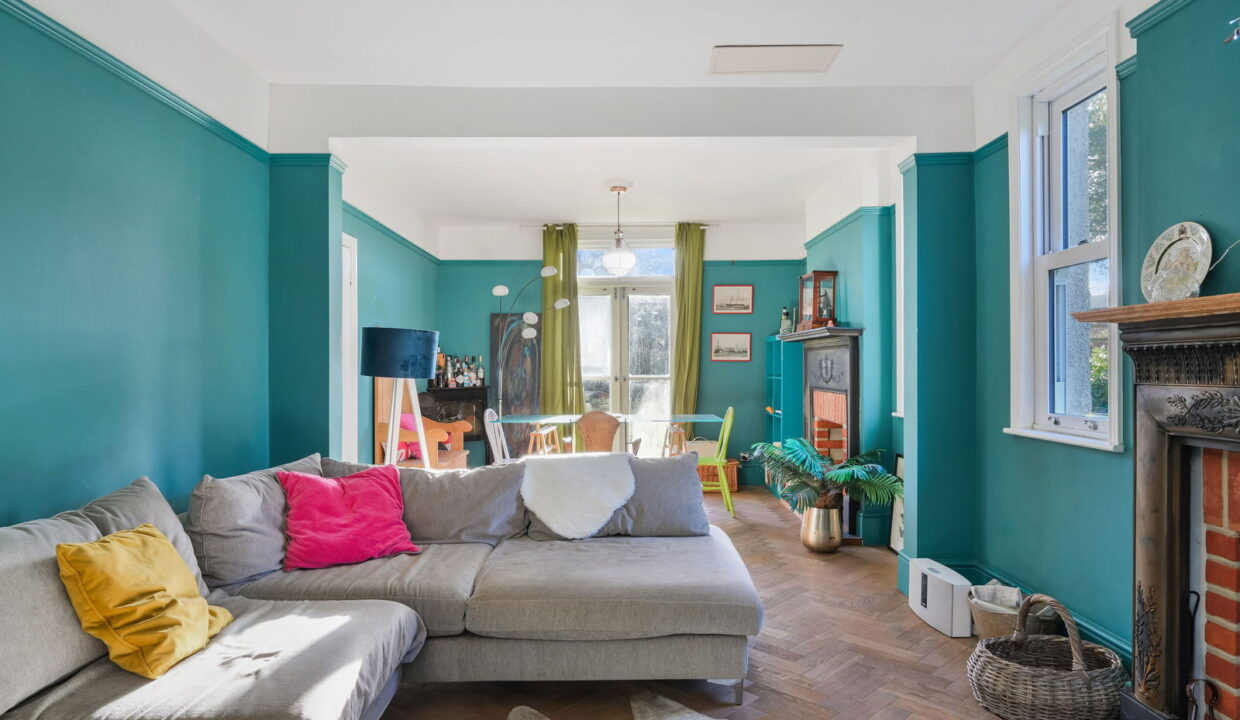 EDGMOUNT-_18__1765543481414