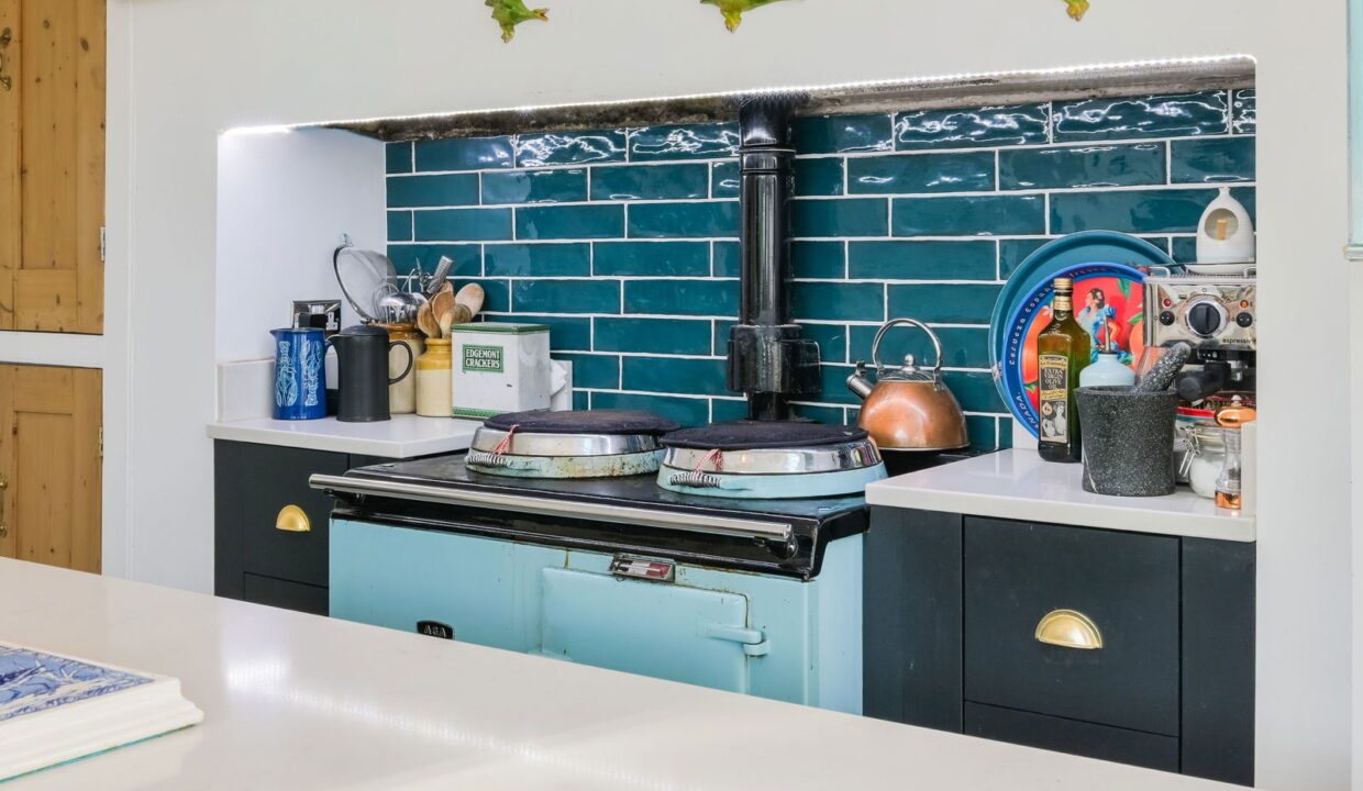 EDGMOUNT-_1__1765543519709