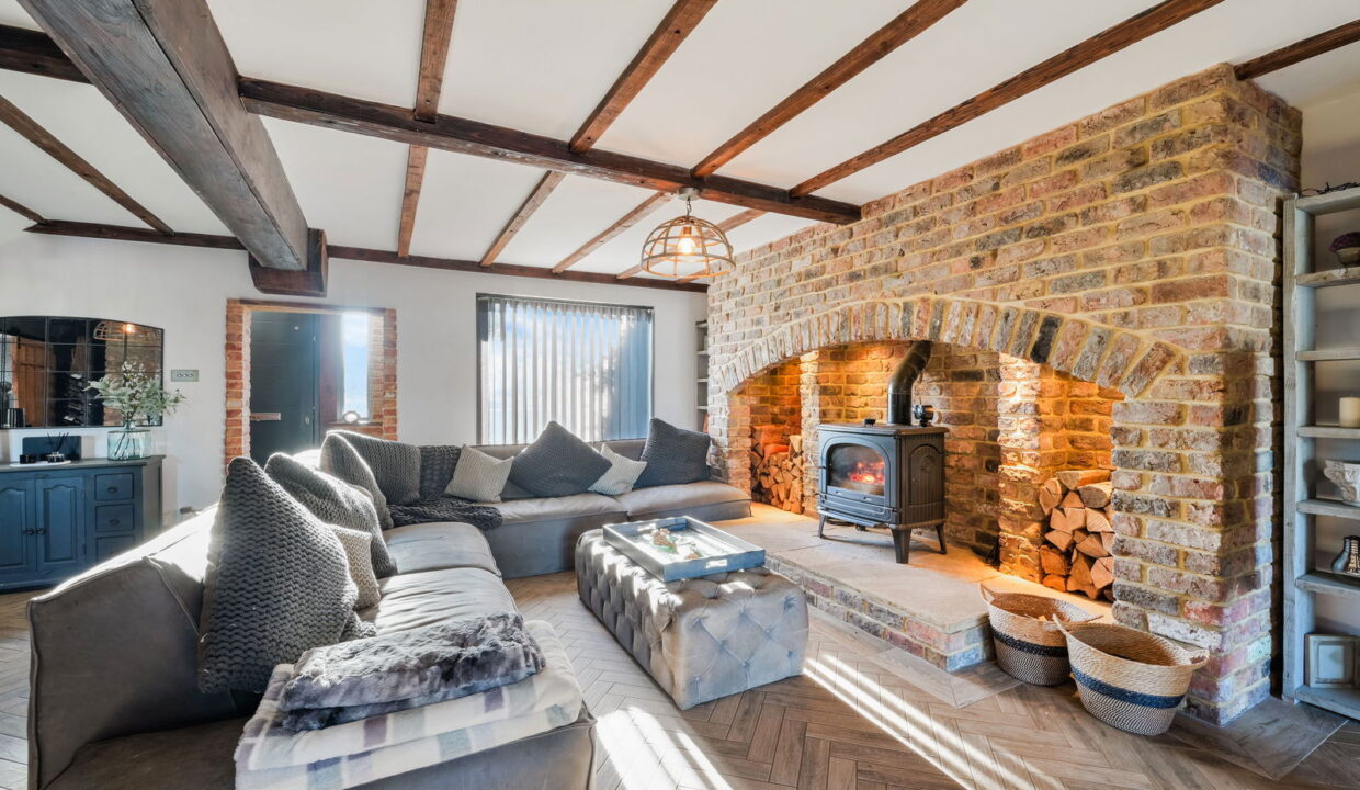 ERMYN-COTTAGES_-6-_10__1767705620950