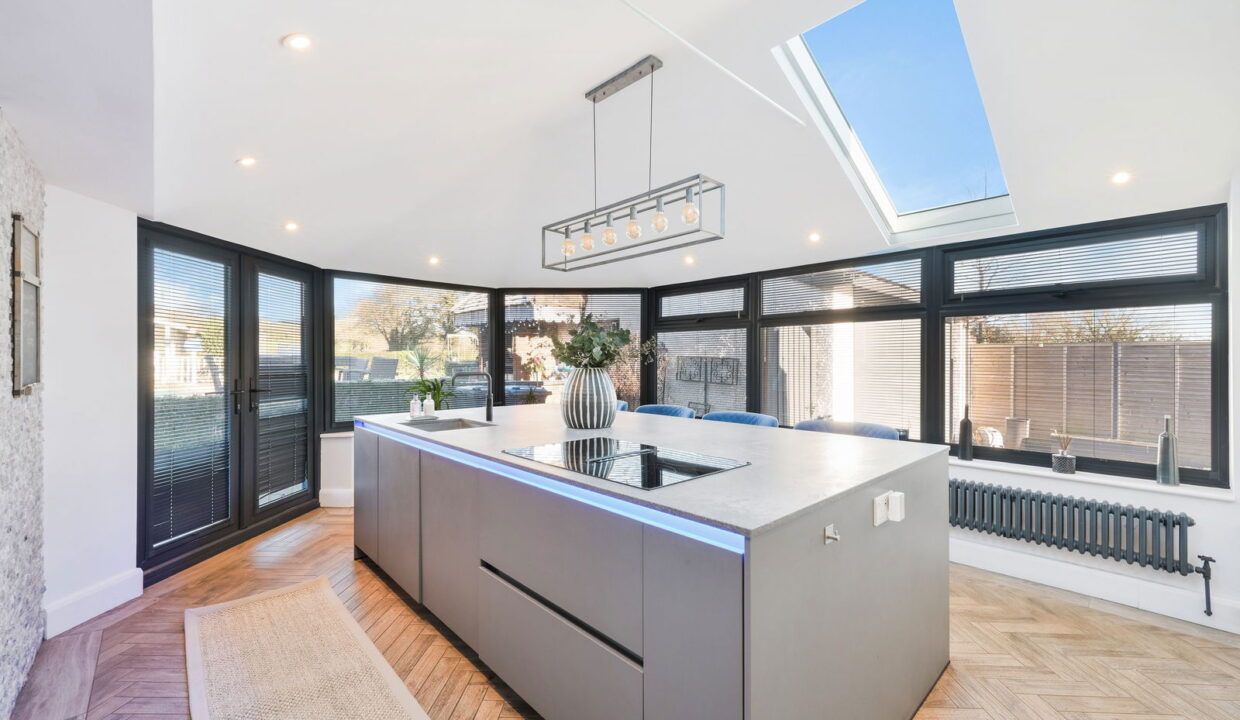 ERMYN-COTTAGES_-6-_7__1767705606354