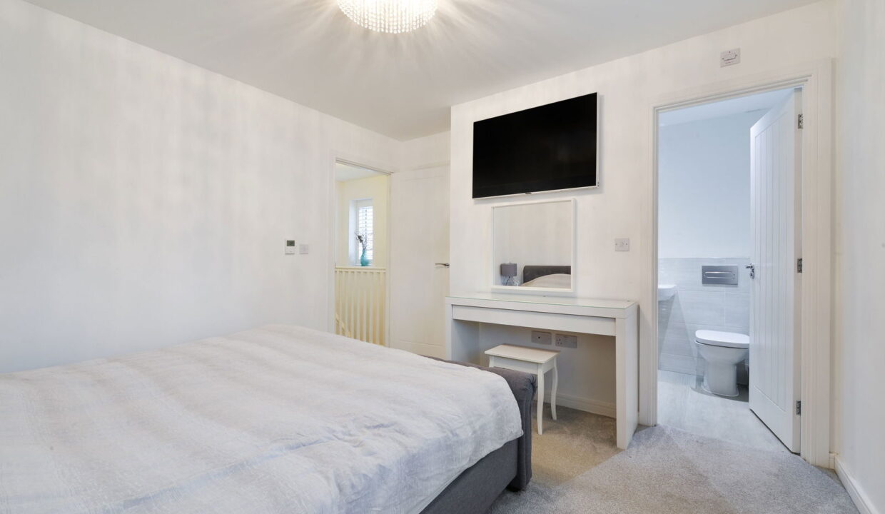 GOODWOOD-ROAD_-2-_17__1765900955183