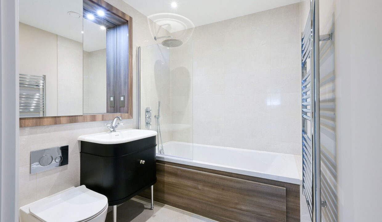 GREEN-HEDGES-APARTMENT-8-_11__1757073211713