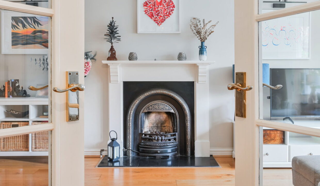 GRESHAMS-WAY_-4-_1__1763565713028