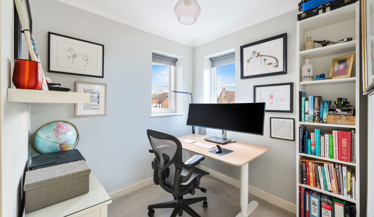 GRESHAMS-WAY_-4-_20__1763565741939