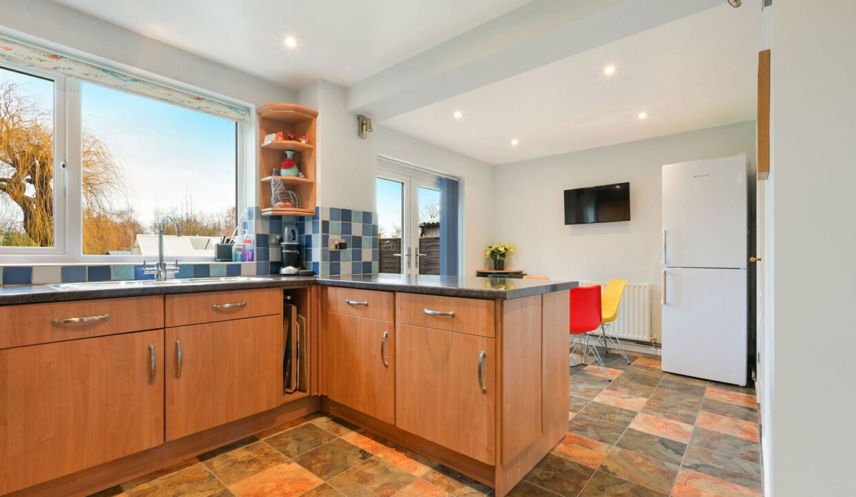 HAYWARDEN_-12-_11__1768846606339