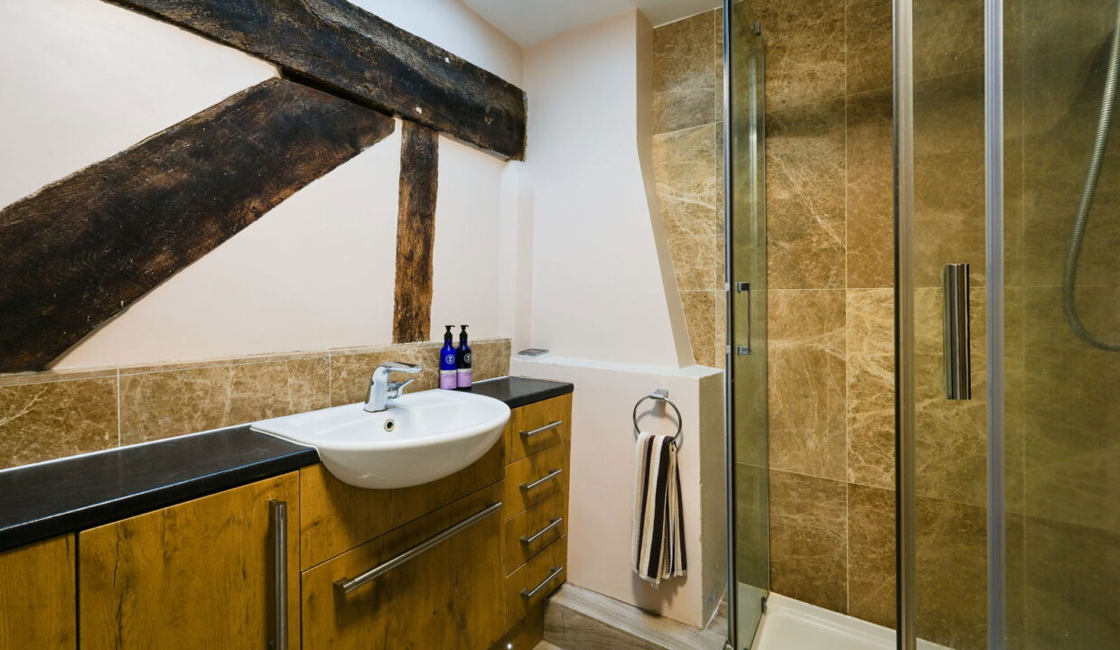 HIGH-STREET_-30-_3__1765541989631