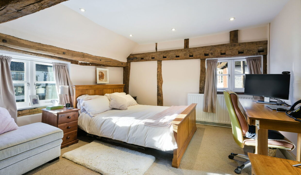 HIGH-STREET_-30-_5__1765542000738