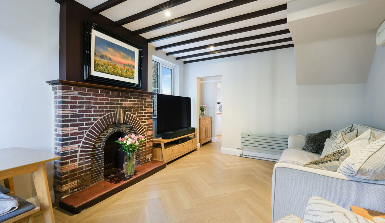 HIGH-STREET_-30-_8__1765542020160