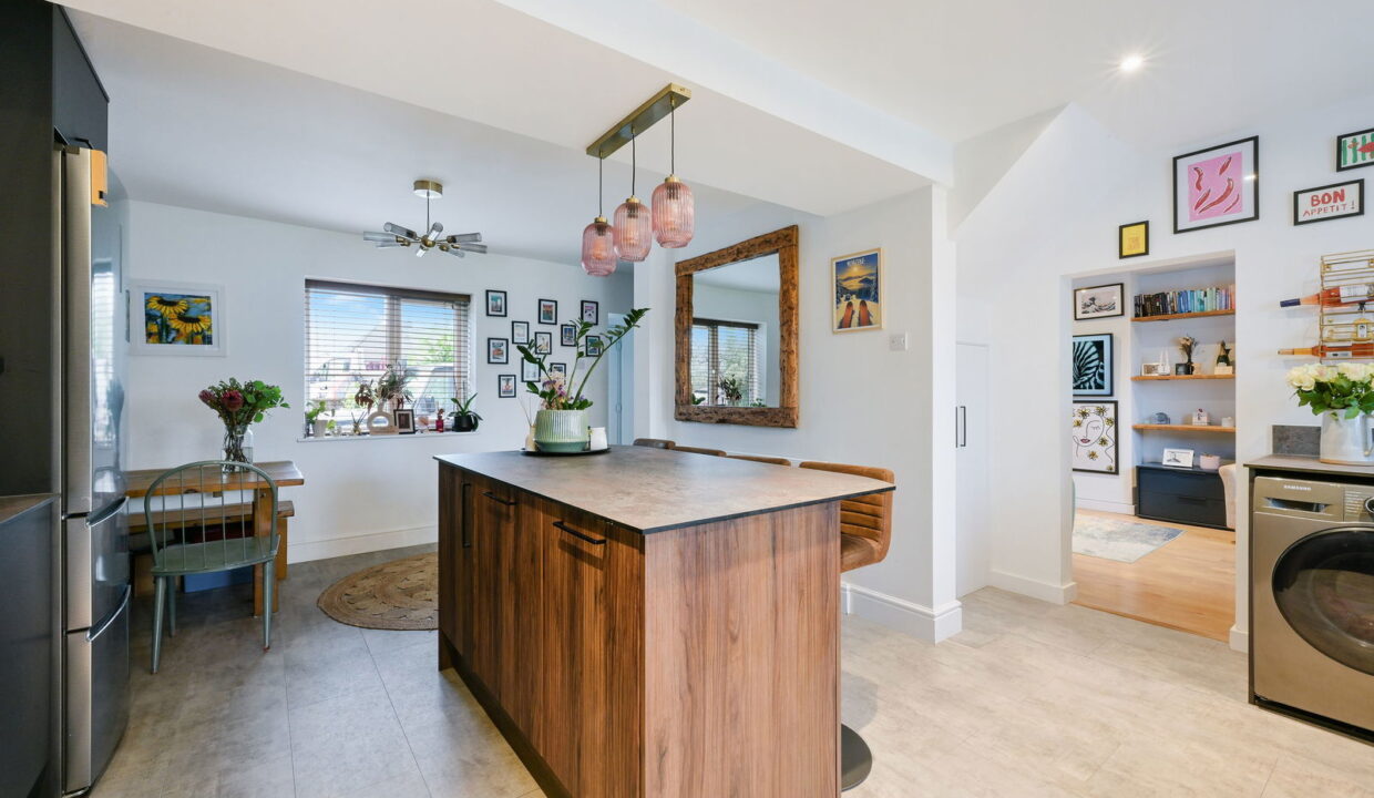 HOLLAND-ROAD_-51-_9__1769082807216