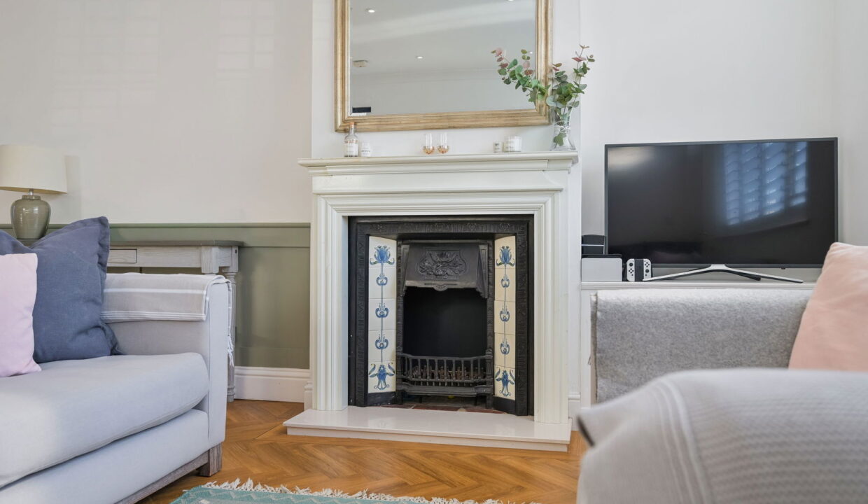 HOLMESDALE-ROAD_-77-_1__1768484071939