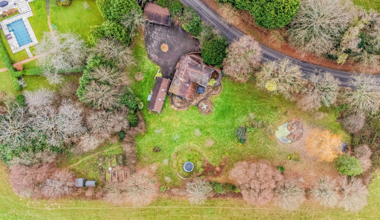 POULTON-LODGE-DRONE-_12__1766142844567