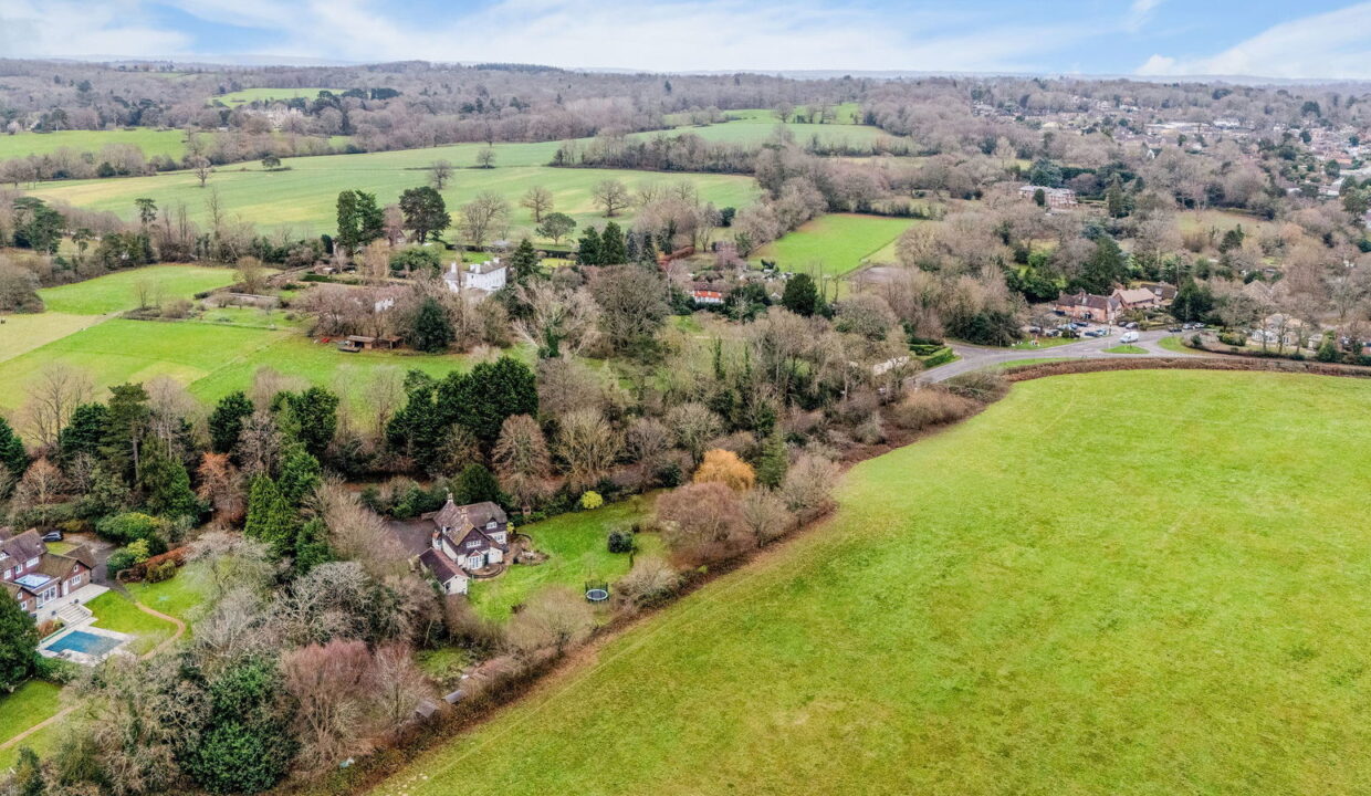 POULTON-LODGE-DRONE-_7__1766142844564