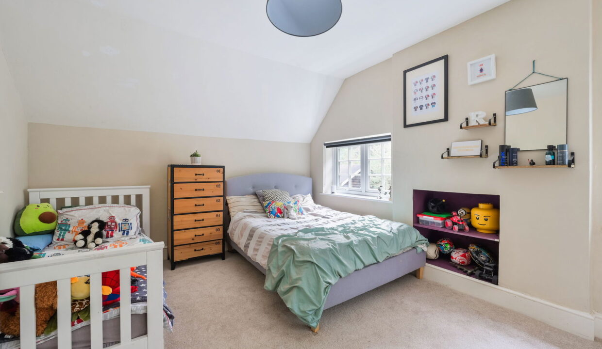 POULTON-LODGE-_10__1766067691442