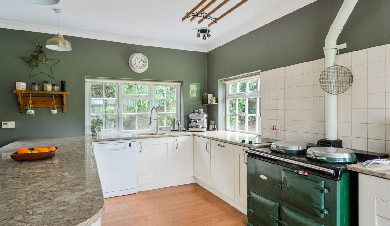 POULTON-LODGE-_20__1766067710416