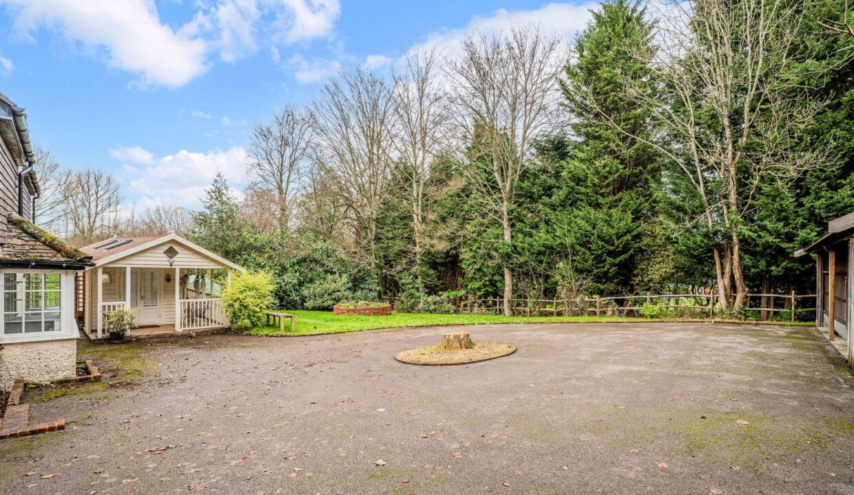 POULTON-LODGE-_3__1766142829987