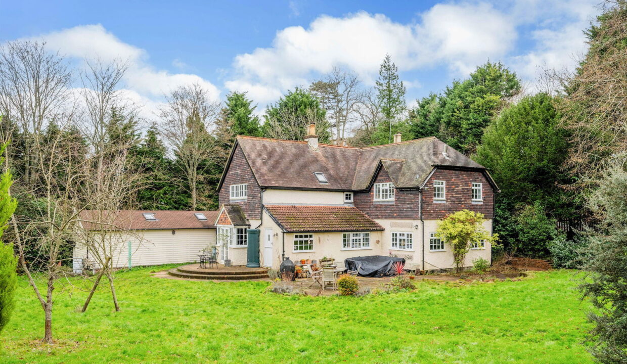 POULTON-LODGE-_7__1766142829990