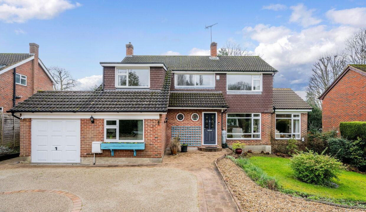 RAGLAN-ROAD_-72-_5__1769522020595