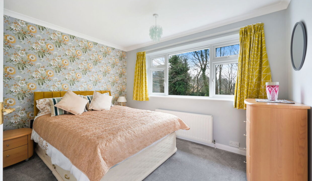 RAGLAN-ROAD_-72-_8__1769522020597