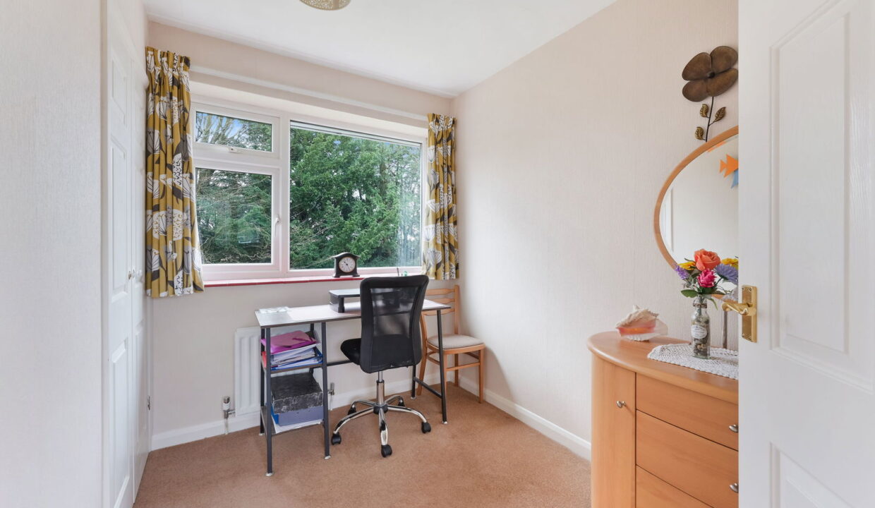 RAGLAN-ROAD_-72-_9__1769522020598