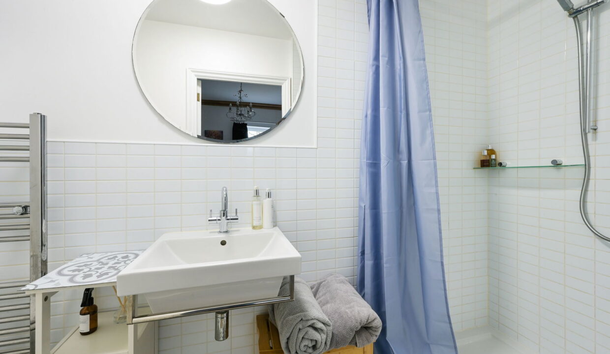 RAY-LODGE-HOUSE-_2__1766068859567