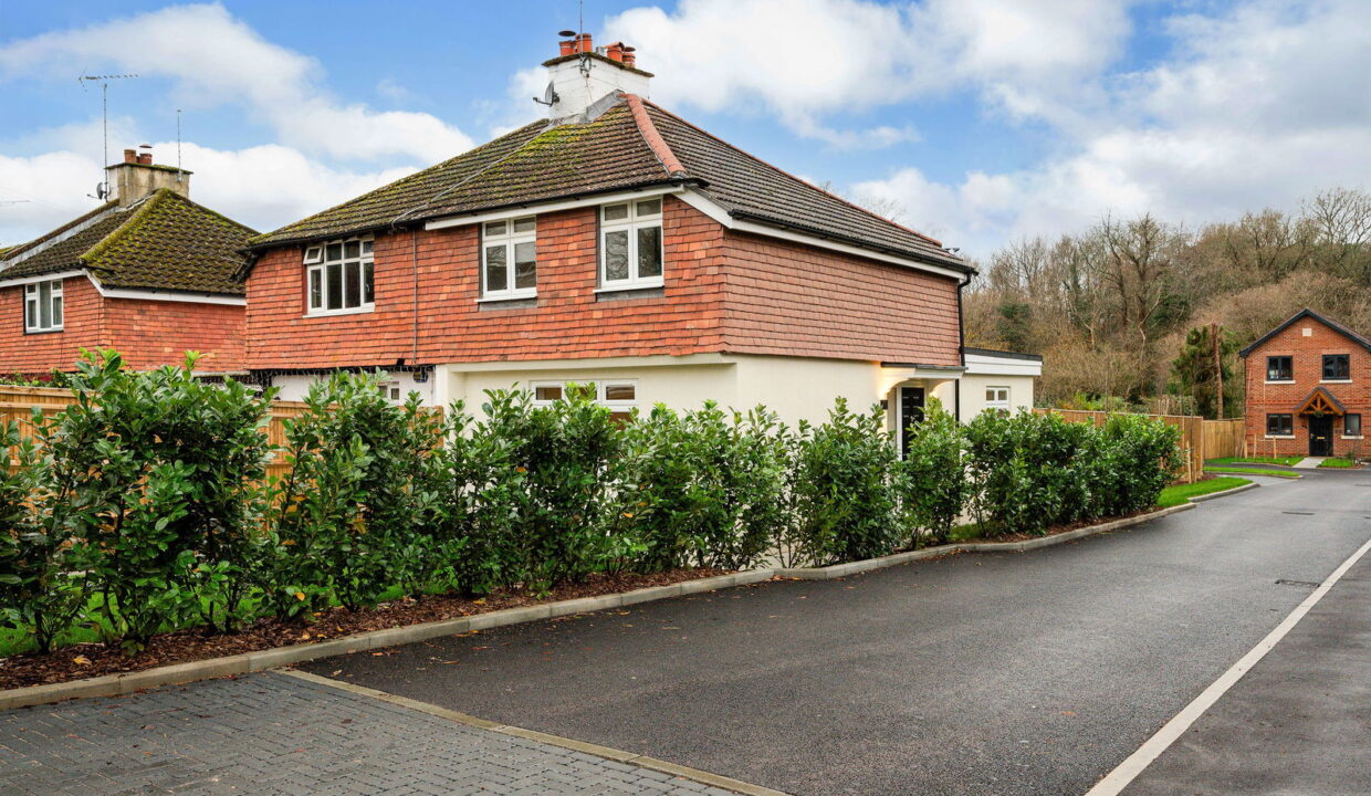 ROWPLATT-LANE_-24-_11__1767630220240