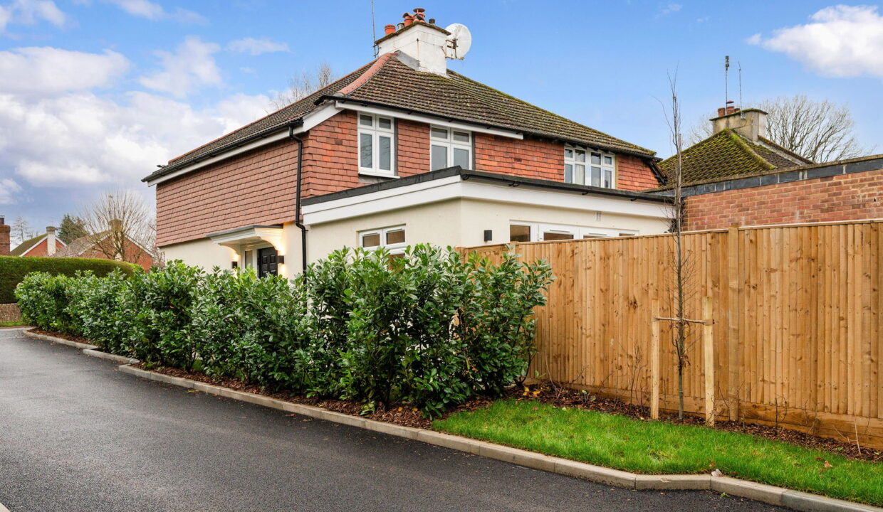 ROWPLATT-LANE_-24-_12__1767630220242