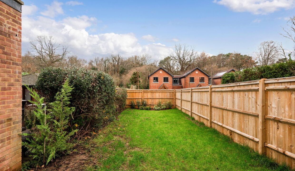 ROWPLATT-LANE_-24-_8__1767630220235