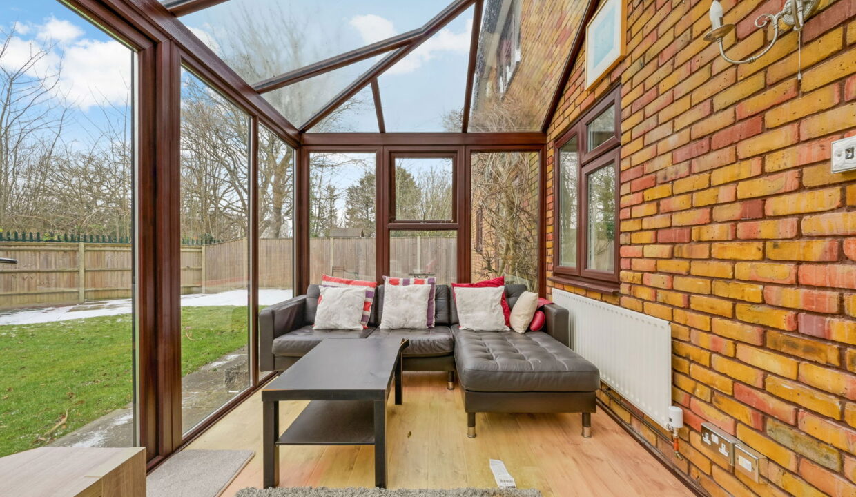 SMALLFIELD-ROAD_-62-20_1767794359756