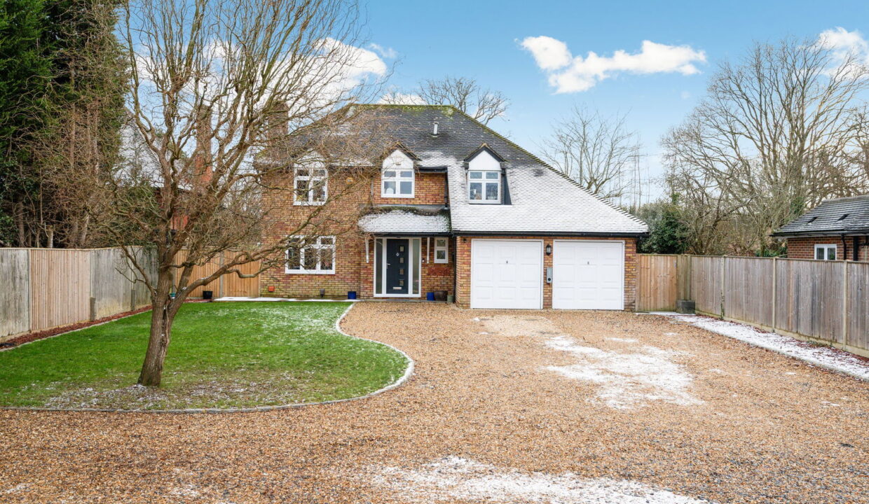 SMALLFIELD-ROAD_-62-44_1767794415676