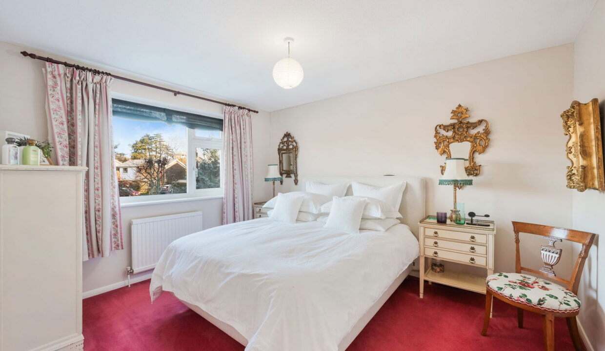 THE-HAWTHORNS_-12-_9__1767709919961