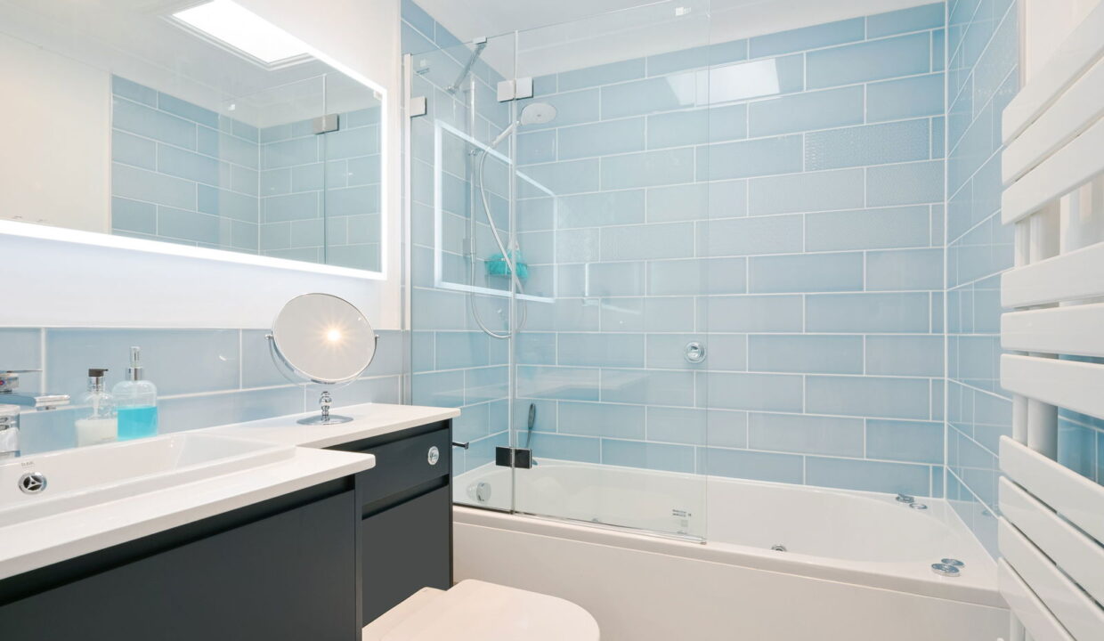 THE-STREET_-58-_13__1755256331347