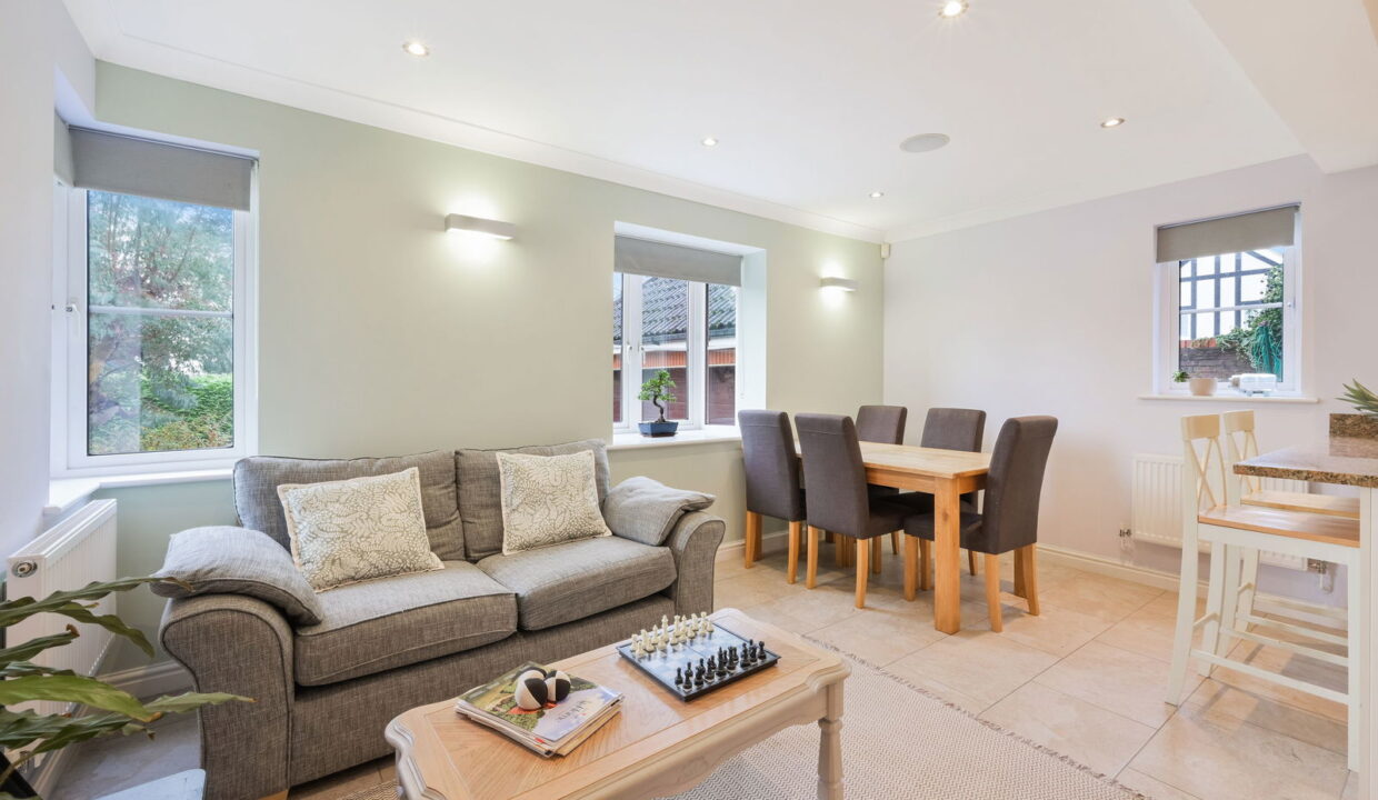 WARENNE-HEIGHTS_-1-_1__1764599233629