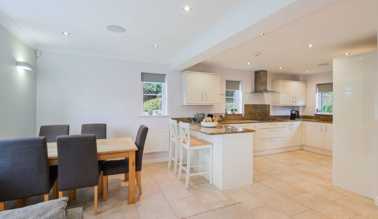 WARENNE-HEIGHTS_-1-_2__1764599233634