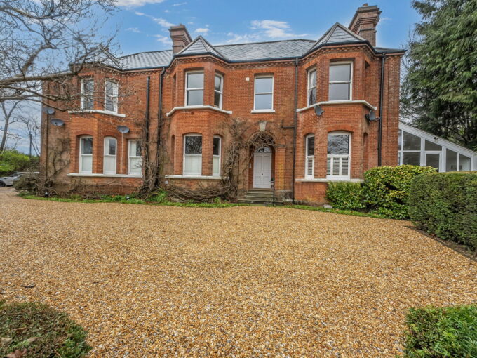 Rockfield Road, Oxted, RH8 0HA