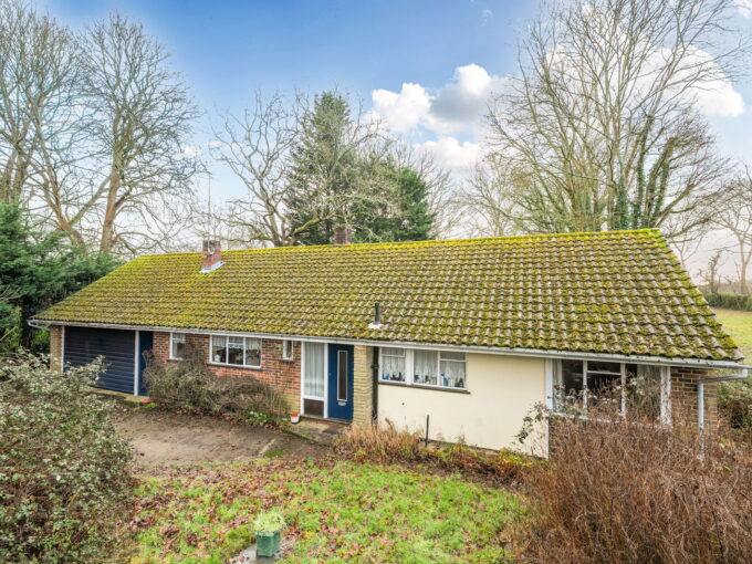 Hare Lane, Lingfield, RH7 6JB