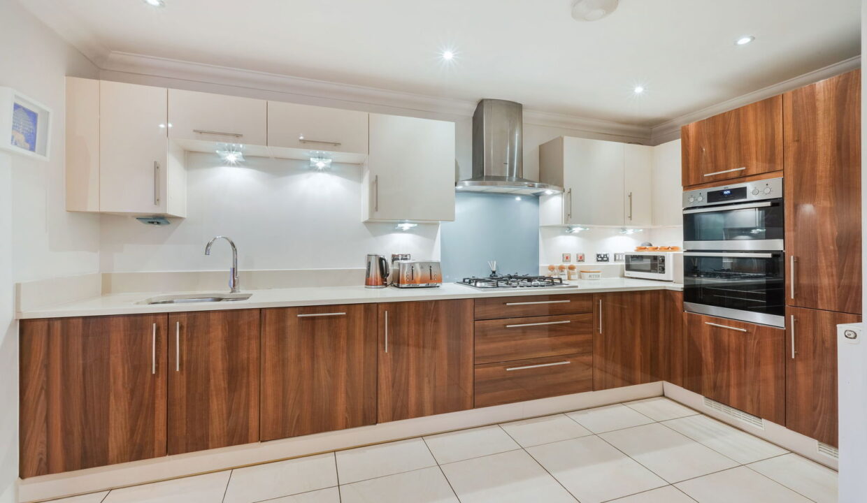 BLUEHOUSE-LANE_-41B-_16__1769688855773